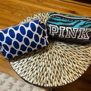 Victoria Secret Cosmetic Bag w/ bag no name brand ❤️